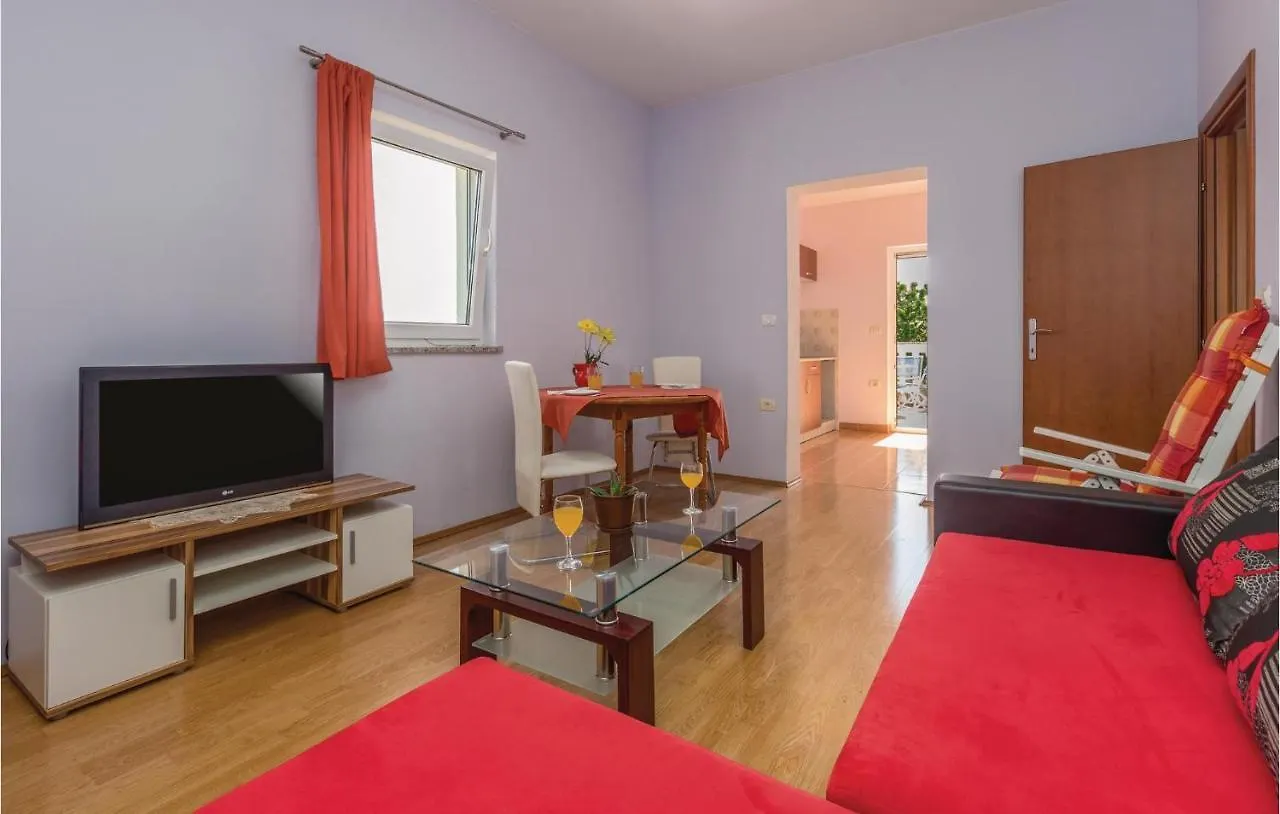 Nice Apartment In Kastel With Kitchen 0*,